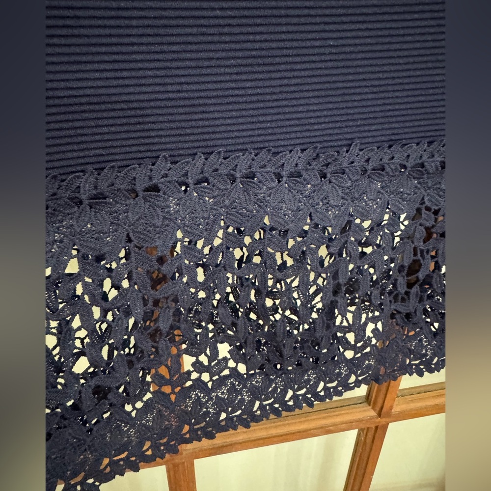 Olivia Blu Elegant Navy Blue Skirt with Lace Hem Stretchy EUC - Picture 3 of 4